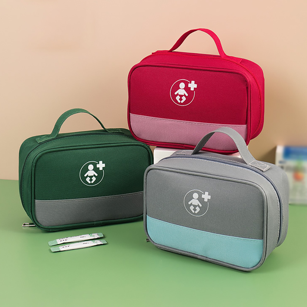 かわいらしい携帯用医療キット。アウトドア旅行用の応急処置キッ - First Aid Kit のレビューと価格